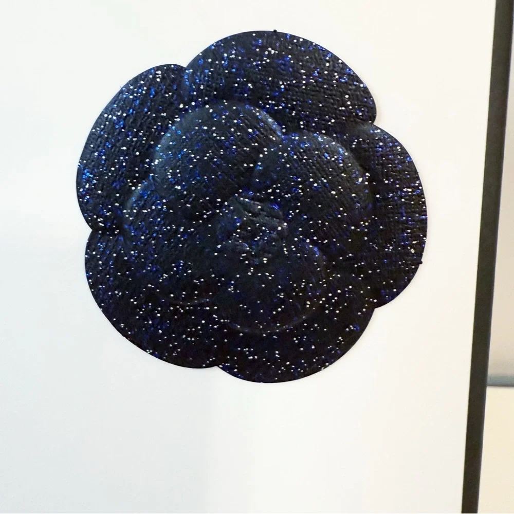 CHANEL Holiday Gift Box Packaging